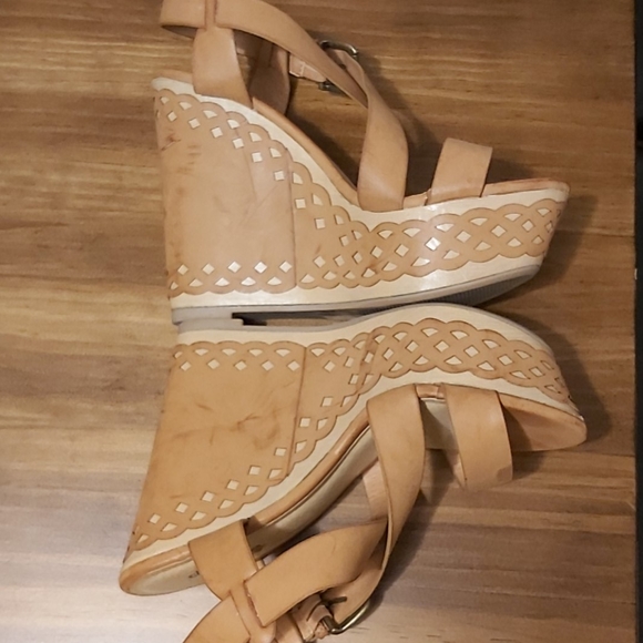 Sandals - Picture 3 of 3
